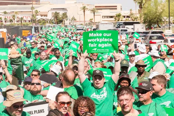 afscme_160720_wednesday_afscme_rally-13-of-18.jpg